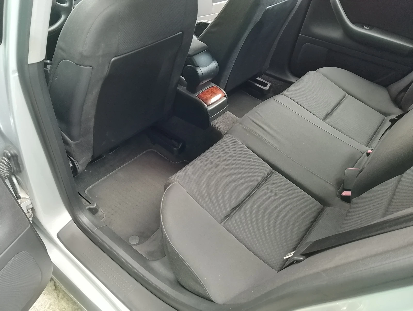 Audi A4 B6, снимка 10 - Автомобили и джипове - 55159774