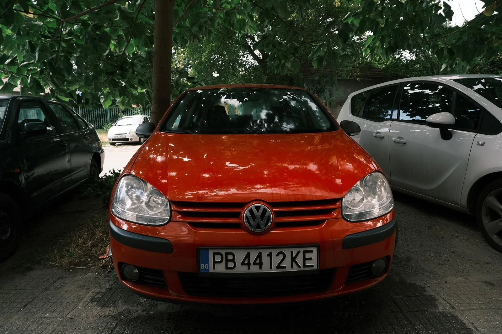 VW Golf 5, снимка 2 - Автомобили и джипове - 55335131
