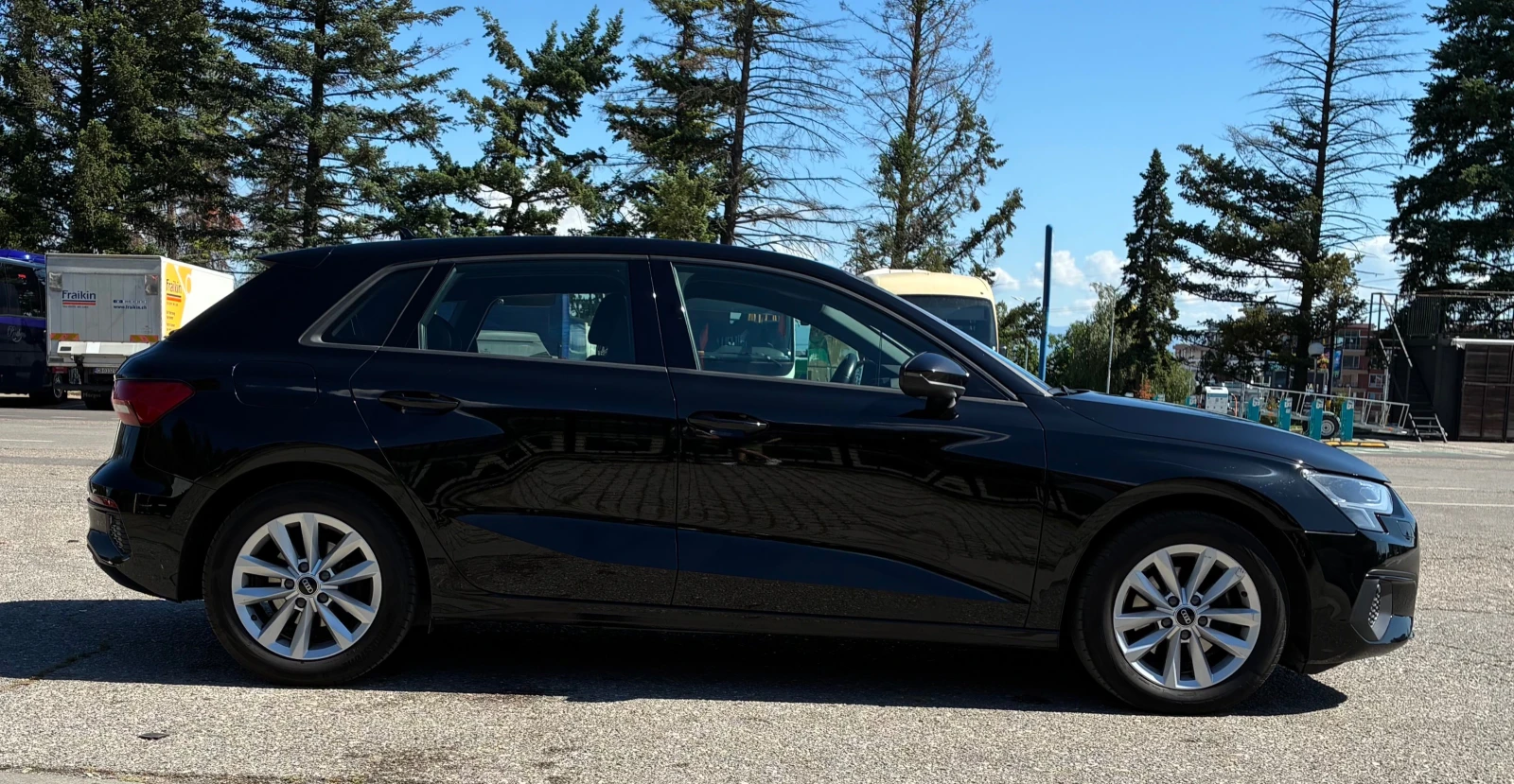 Audi A3 2.0 TDI/150 PS/LED/NAVI, снимка 4 - Автомобили и джипове - 55809205