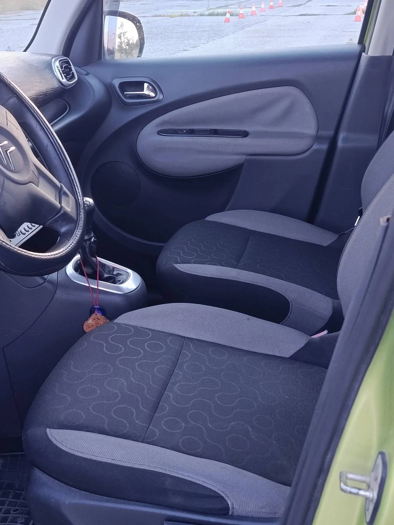 Citroen C3 Picasso, снимка 9 - Автомобили и джипове - 55973852