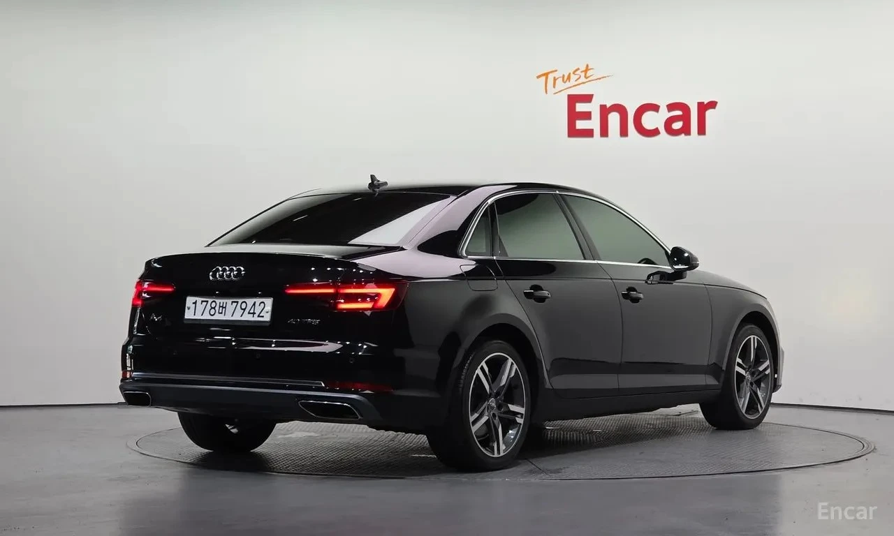 Audi A4 40 TFSI Premium, снимка 4 - Автомобили и джипове - 55977268