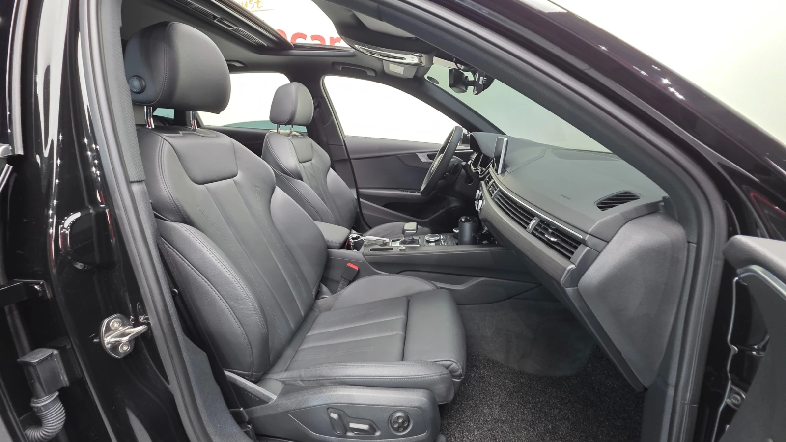 Audi A4 40 TFSI Premium, снимка 10 - Автомобили и джипове - 55977268