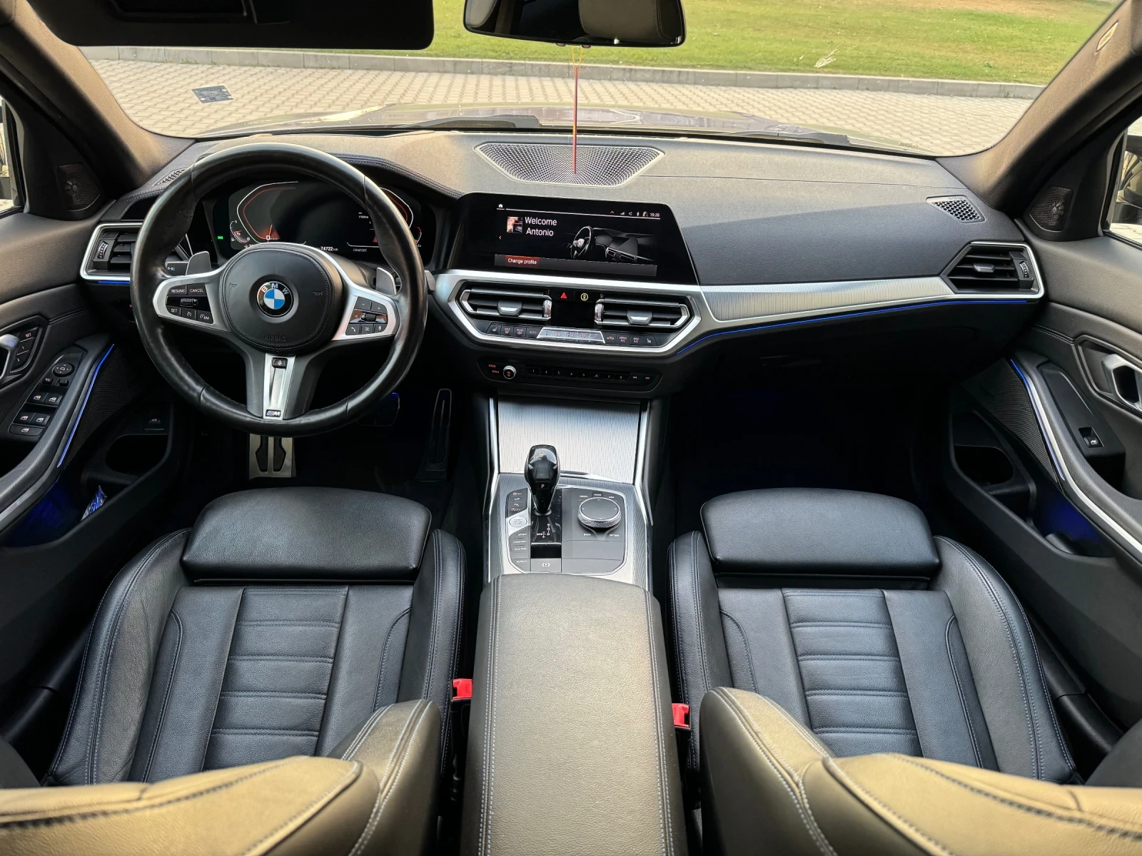 BMW 330 i G20 xDrive M Performance, снимка 7 - Автомобили и джипове - 56039818