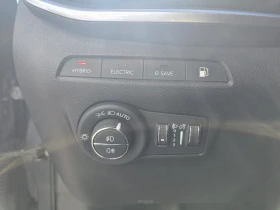 Jeep Compass 1.3 Plug-In Hybrid 130hp 4x4, снимка 13