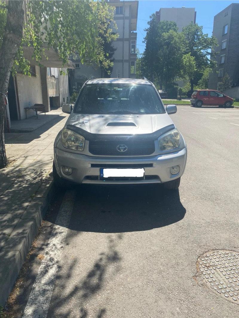 Toyota Rav4 2.0 D4D, снимка 1 - Автомобили и джипове - 47319196