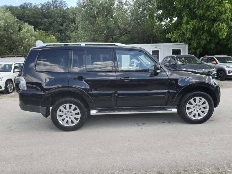 Mitsubishi Pajero 3.2d - 170к.с. - 4Х4 - 7 Места, снимка 6 - Автомобили и джипове - 46541698