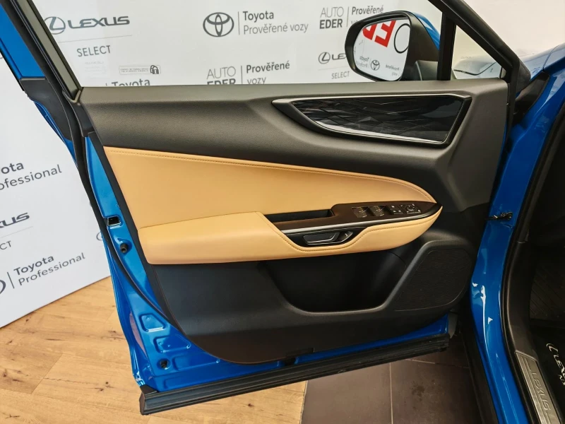 Lexus NX 350h 350h E-Four Executive Top RaceBlueEdition , снимка 9 - Автомобили и джипове - 52432558