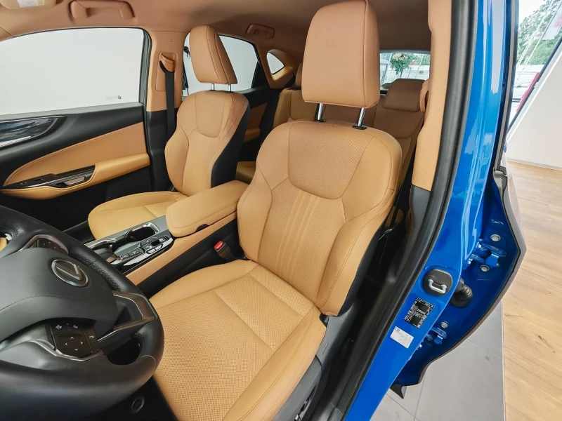 Lexus NX 350h 350h E-Four Executive Top RaceBlueEdition , снимка 7 - Автомобили и джипове - 52432558