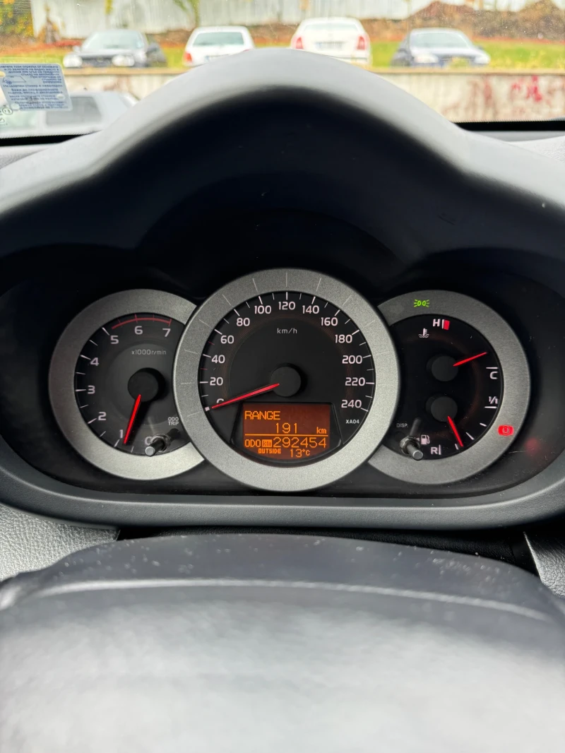 Toyota Rav4 2.2 D4D , снимка 6 - Автомобили и джипове - 52287834