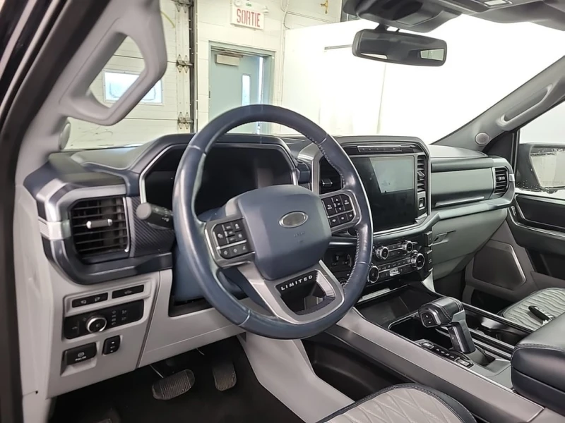 Ford F150 * LIMITED CREW CAB SHORT BED * CARFAX * Full * , снимка 7 - Автомобили и джипове - 53419265