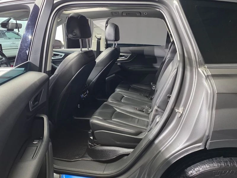 Audi Q7 2.0 CYM Automatic, снимка 15 - Автомобили и джипове - 55462856