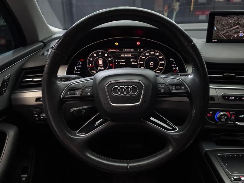 Audi Q7 2.0 CYM Automatic, снимка 8 - Автомобили и джипове - 55462856