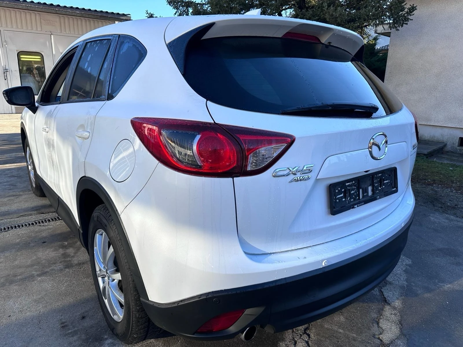 Mazda CX-5 ШВЕЙЦАРИЯ/8 гуми/ 8 джанти/АВТОМАТ/ KEYLESS - изображение 2