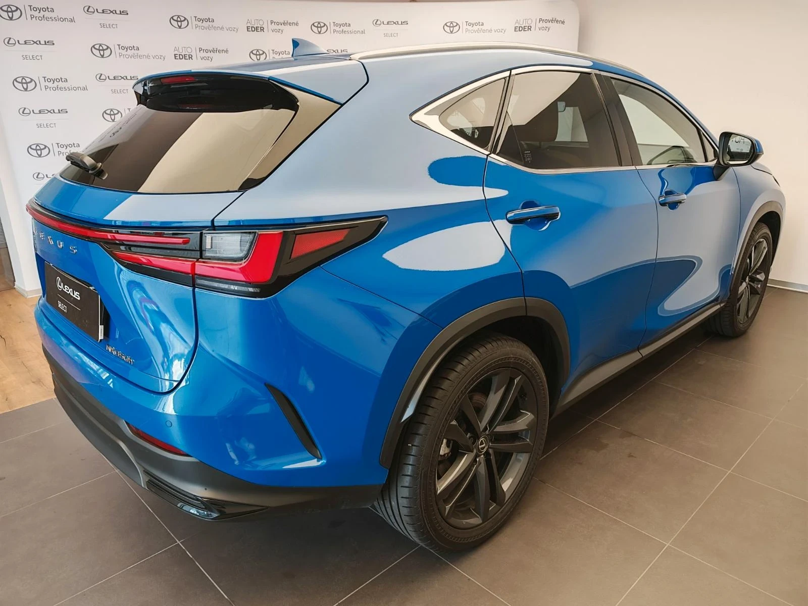 Lexus NX 350h 350h E-Four Executive Top RaceBlueEdition  - изображение 4