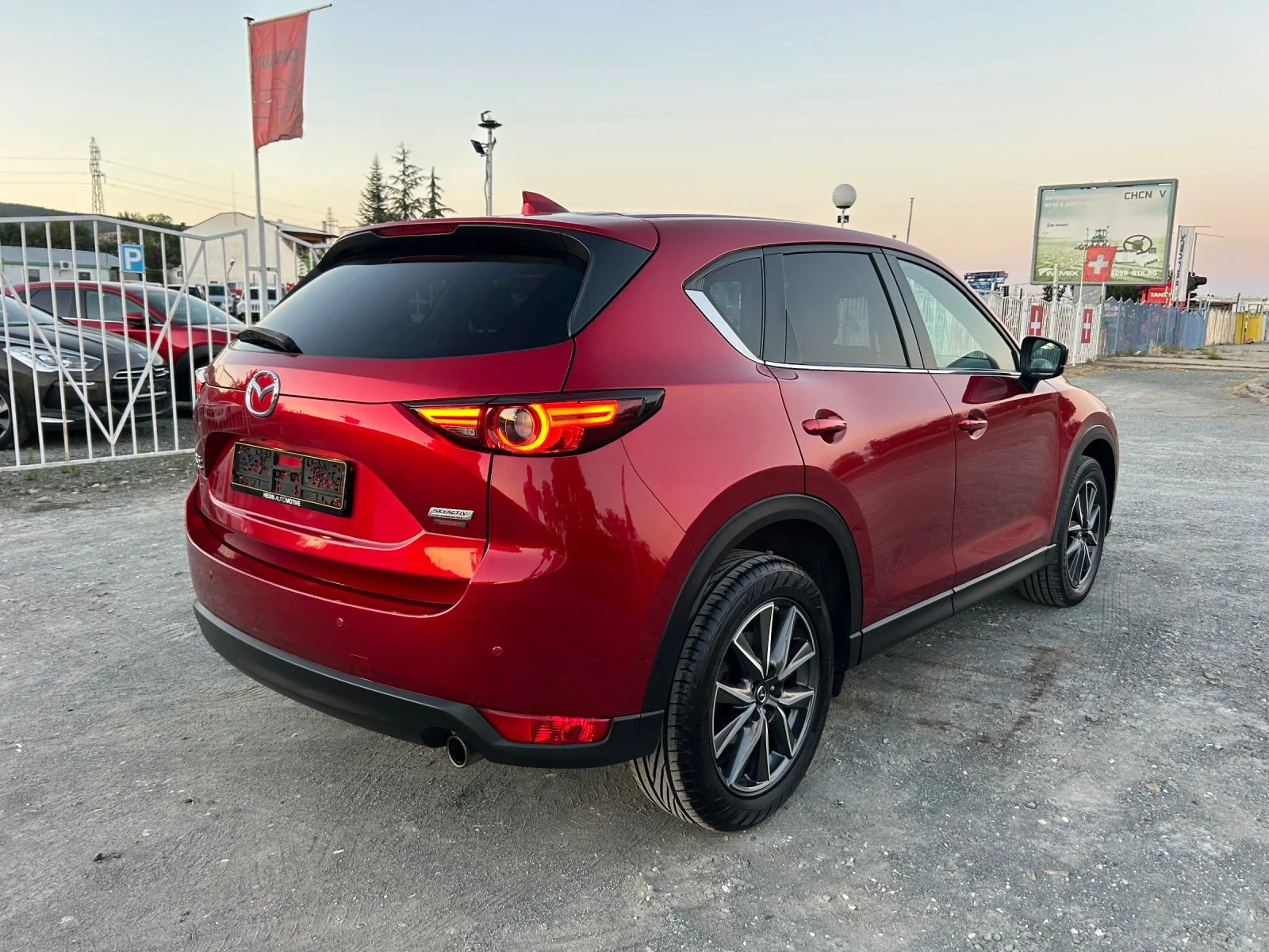 Mazda CX-5 2.5i REVOLUTION / 360 CAMERA / DISTRONIC / HEAD UP - изображение 5