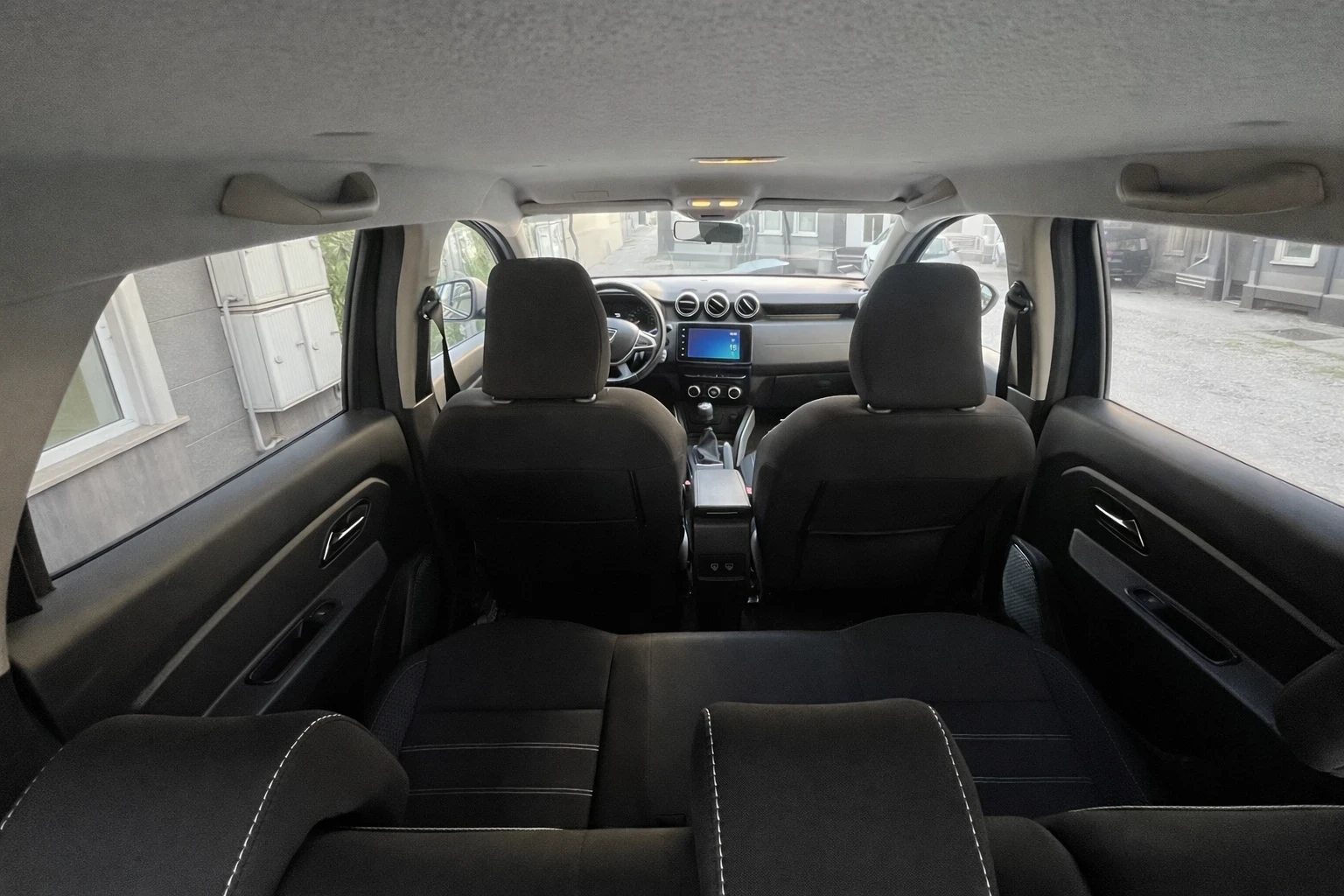 Dacia Duster Газ/ бензин (фабрична газ), снимка 6 - Автомобили и джипове - 54162762