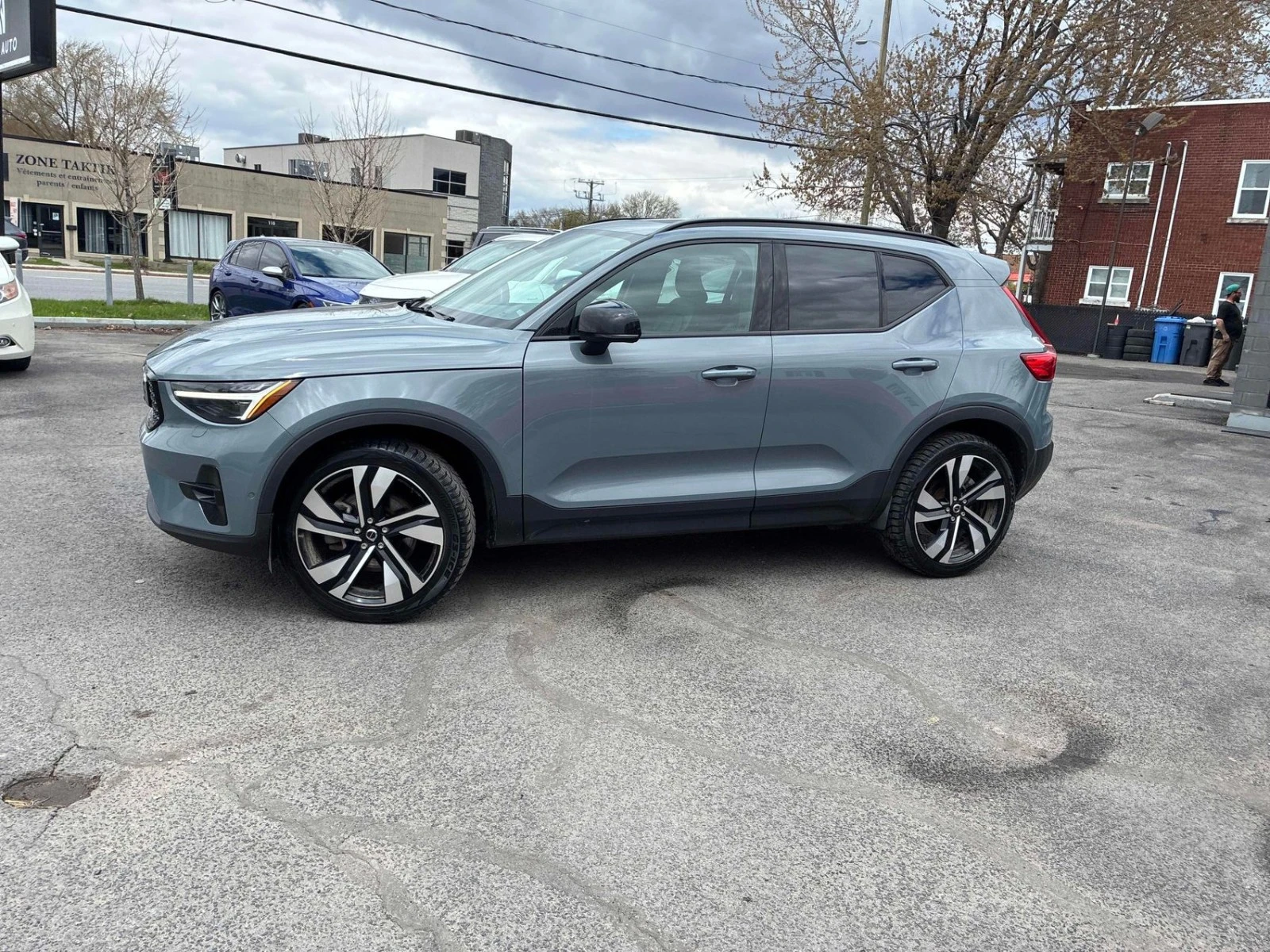 Volvo XC40 Ultimate Dark Theme, снимка 6 - Автомобили и джипове - 54482625