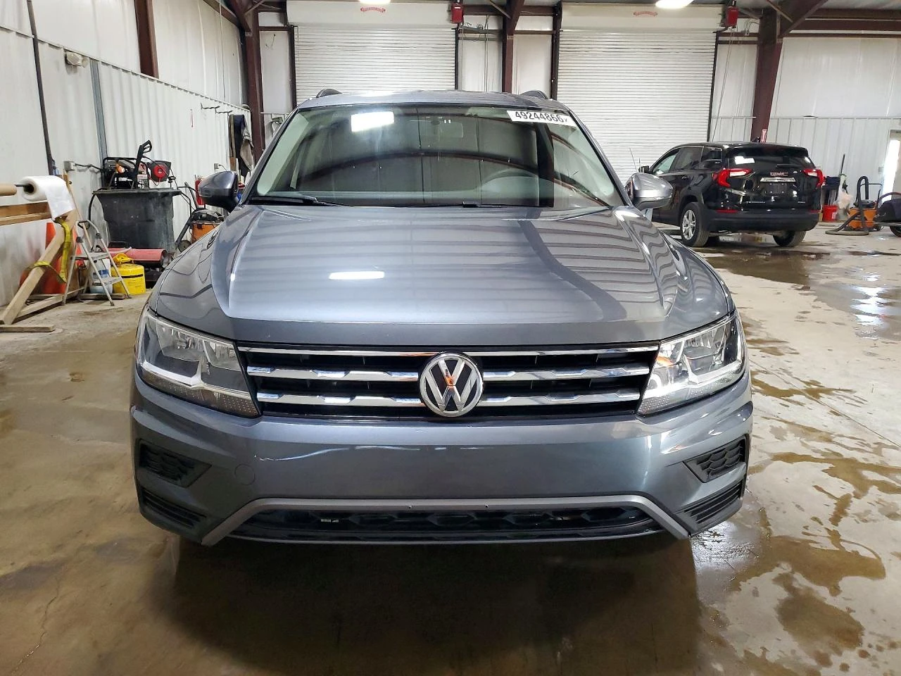 VW Tiguan, снимка 2 - Автомобили и джипове - 54839515