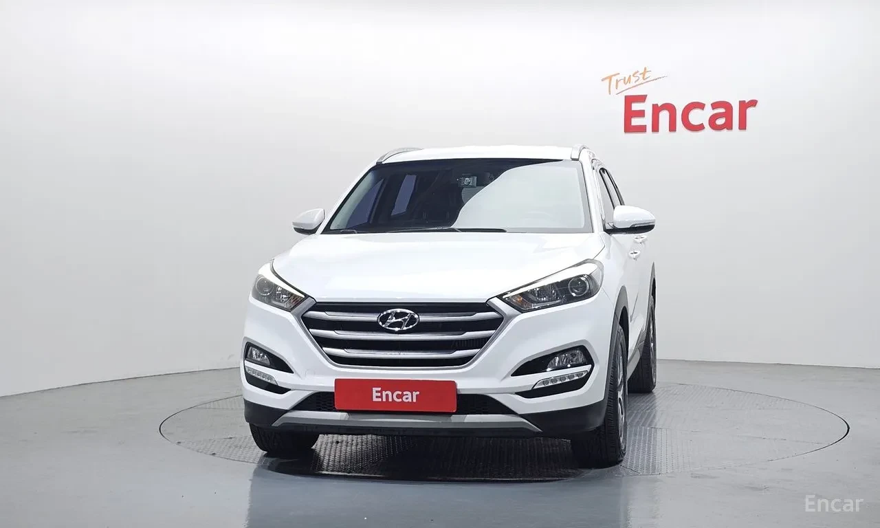 Hyundai Tucson All New 2.0 Diesel 4WD , снимка 3 - Автомобили и джипове - 54884234