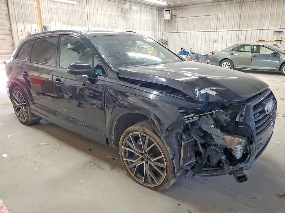 Audi Q7 Prestige, снимка 4 - Автомобили и джипове - 55298852