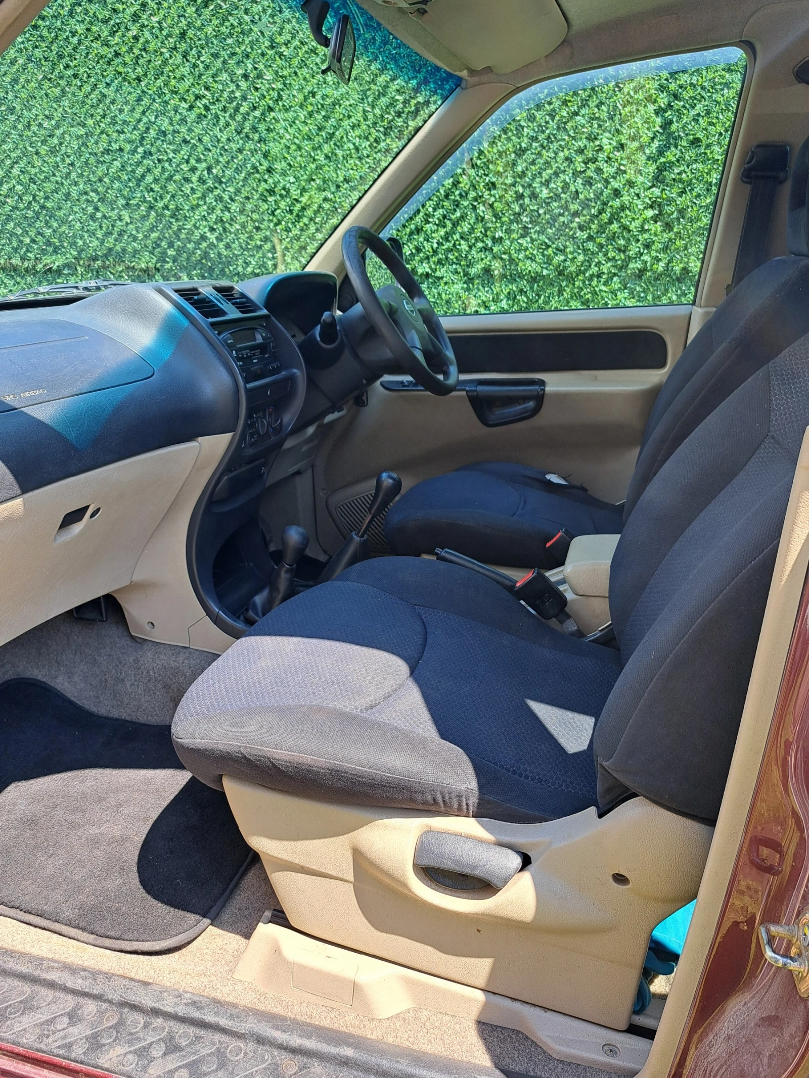 Nissan Terrano II, снимка 6 - Автомобили и джипове - 56250504