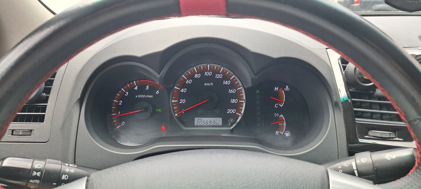 Toyota Hilux Invincible 3.0, D-4D, 171�.�. | Mobile.bg � ����������� 12