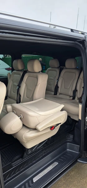 Mercedes-Benz V 250, снимка 8
