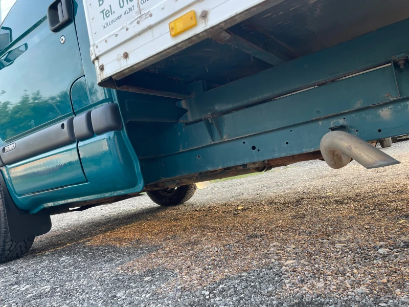 Renault Master Фургон, Падащ борд, Обслужен напълно, снимка 8 - Бусове и автобуси - 50761960