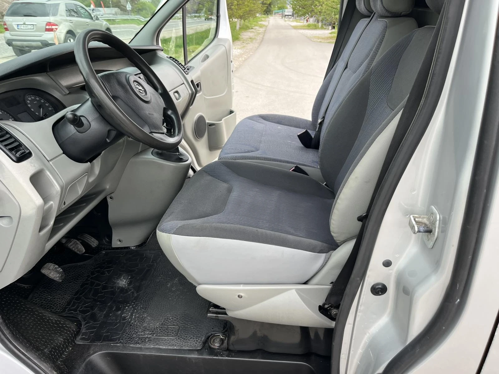 Opel Vivaro 2.0DCI 90кс EURO 4 FACE MAXI  - изображение 8