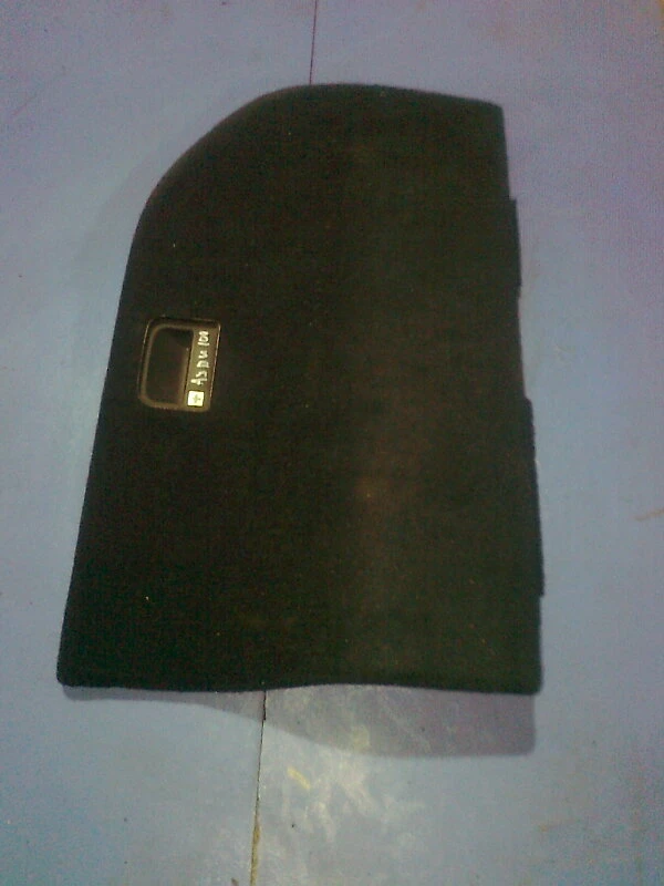 странична кора багажник (лява) за Ауди 100 на части комби