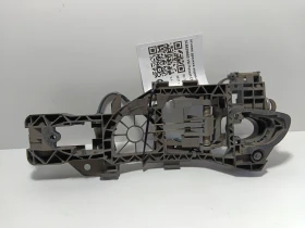 ����� �� �������� �� ������ ������ ����� ���� 3C8839885 VW Passat CC