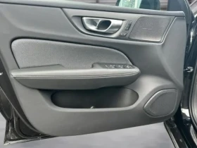 Volvo V60 B4 = Plus Dark = Гаранция, снимка 4