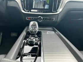 Volvo V60 B4 = Plus Dark = Гаранция, снимка 10
