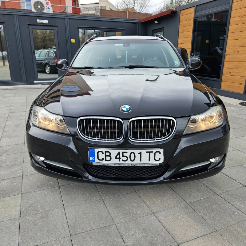 BMW 318 Touring, снимка 2 - Автомобили и джипове - 44532118