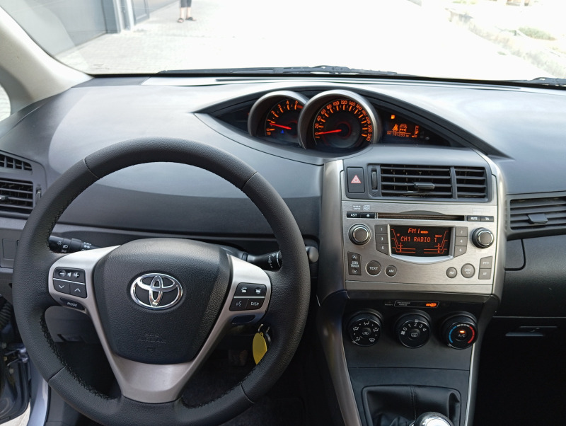 Toyota Verso ЛИЗИНГ , снимка 11 - Автомобили и джипове - 46751655