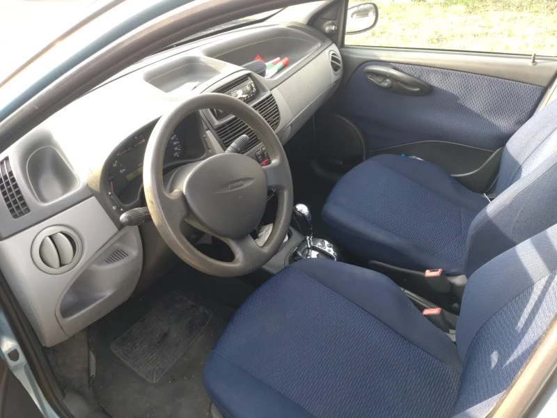 Fiat Punto, снимка 6 - Автомобили и джипове - 47299649