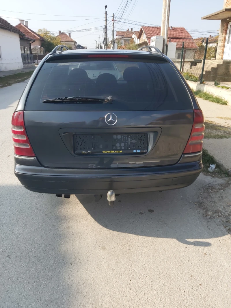 Mercedes-Benz C 220, снимка 6 - Автомобили и джипове - 47808641