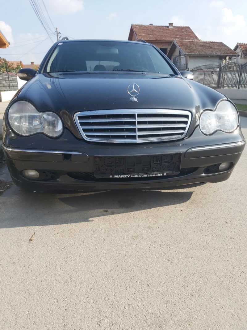 Mercedes-Benz C 220, снимка 7 - Автомобили и джипове - 47808641