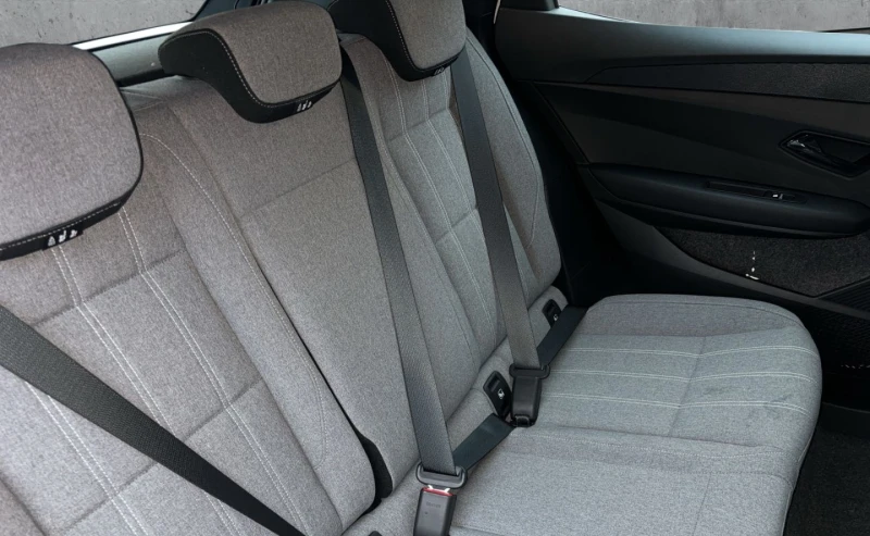 Renault Megane /E-TECH/220HP/EV60/NAVI/LED/AMBI/NAVI/KLESS/318v, снимка 13 - Автомобили и джипове - 50080523