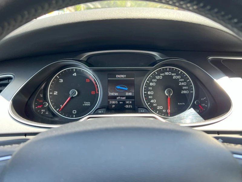 Audi A4 Allroad 2.0TDI/FACELIFT/QUATTRO/LED/AUT/Bang&Olufsen, снимка 17 - Автомобили и джипове - 51226938