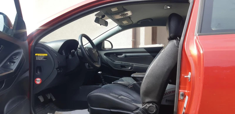 Kia Ceed 1.6-Бензин, снимка 7 - Автомобили и джипове - 52566652