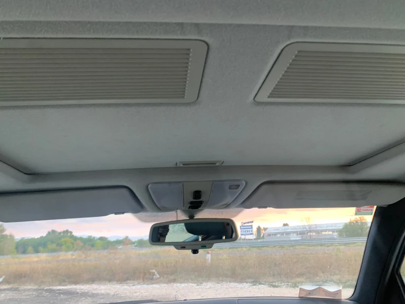 Mercedes-Benz E 200 200E avantgarde Топ, снимка 14 - Автомобили и джипове - 51623540