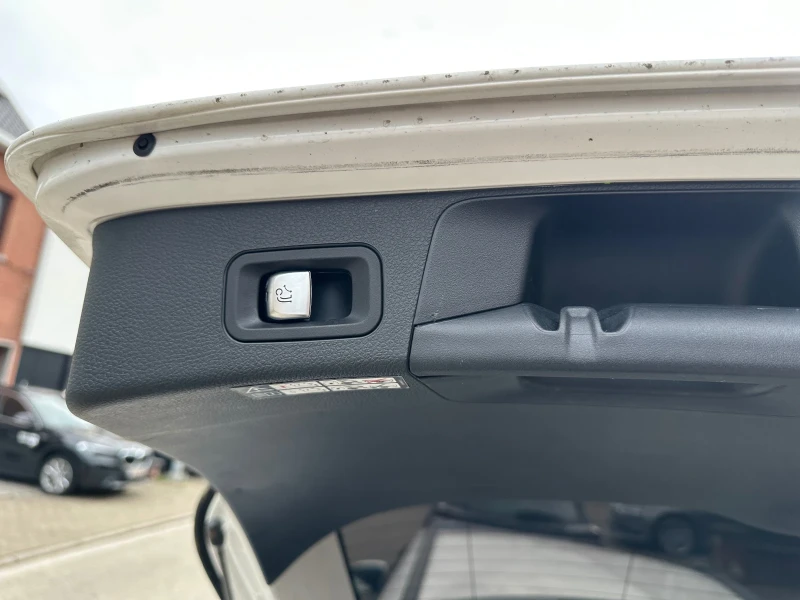 Mercedes-Benz C 250, снимка 17 - Автомобили и джипове - 53065194