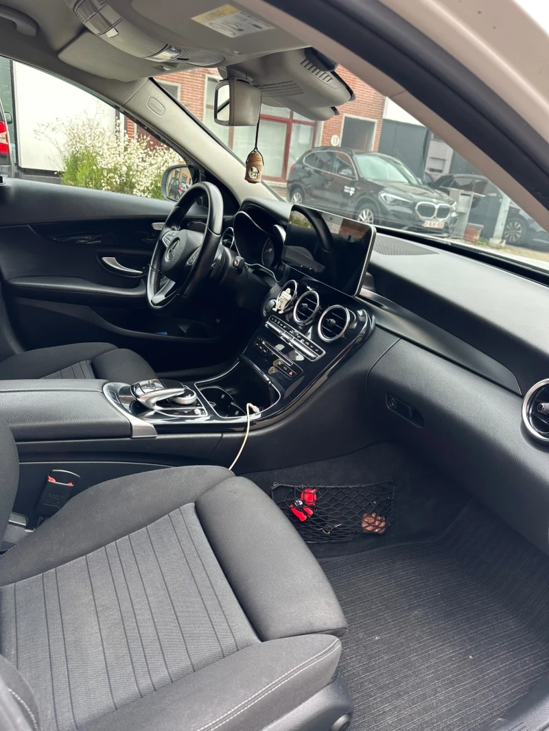 Mercedes-Benz C 250, снимка 7 - Автомобили и джипове - 53065194