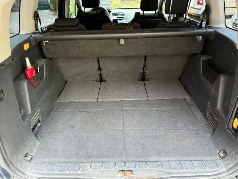 Peugeot 5008, снимка 9 - Автомобили и джипове - 52042193