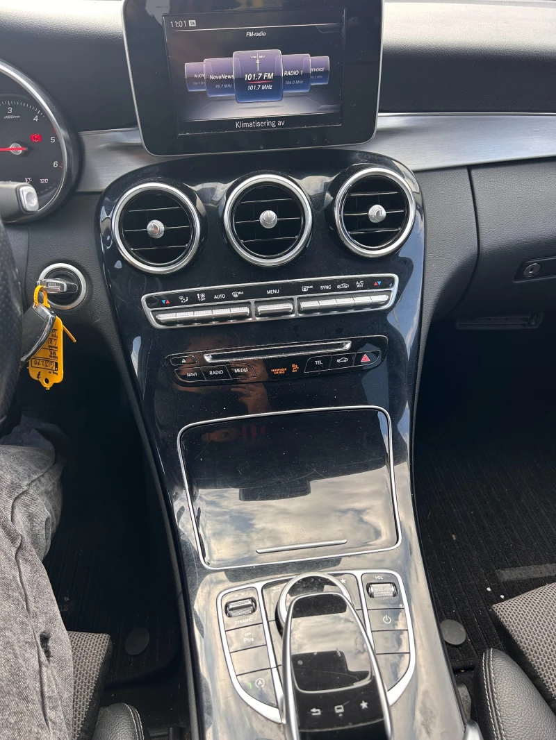 Mercedes-Benz C 220 CDI 4MATIC AVTOMAT/NAVI/KOJA EURO 6, снимка 14 - Автомобили и джипове - 52076525