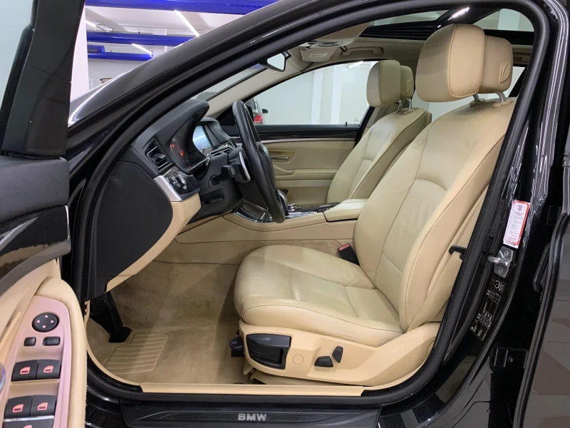 BMW 520 d /3xTv/PANORAMA/UNIKAT/, снимка 8 - Автомобили и джипове - 52448266
