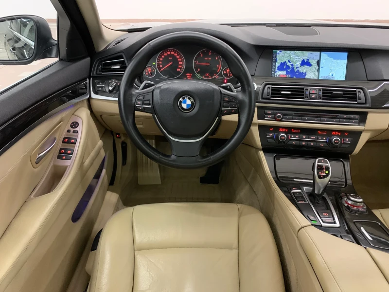 BMW 520 d /3xTv/PANORAMA/UNIKAT/, снимка 10 - Автомобили и джипове - 52448266