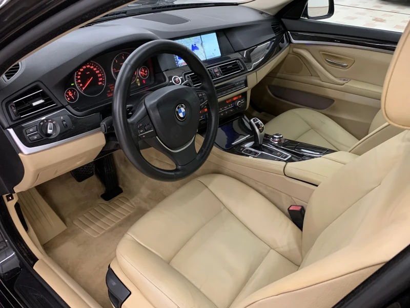 BMW 520 d /3xTv/PANORAMA/UNIKAT/, снимка 9 - Автомобили и джипове - 52448266