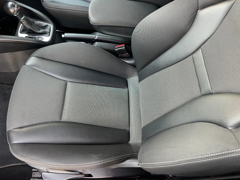 Audi A1 S-LINE/LED/XENON/NAVI/PODGREV/KOJA/UNIKAT, снимка 11 - Автомобили и джипове - 52757757